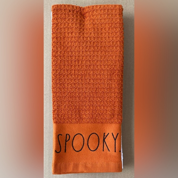 Rae Dunn BOO HAPPY HALLOWEEN SPOOKY Kitchen Towel Set of 3 NEW - Picture 3 of 3